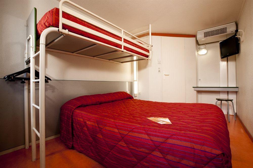Premiere Classe Saint Brice Sous Foret Exterior photo